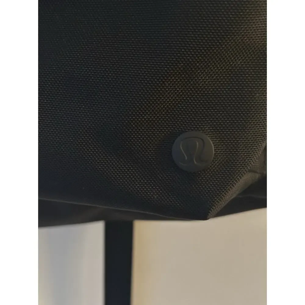Lululemon Backpack Mens/ Unisex Black Front Pocket Work School Sport City Bag